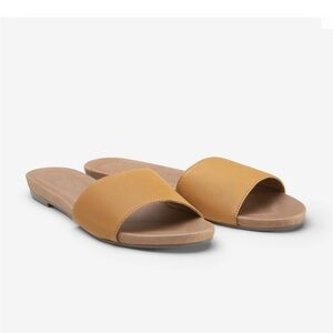 Hari Mari Sydney slide size 7 in natural